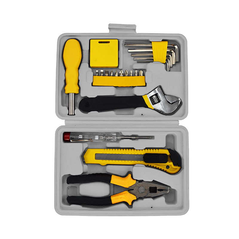 у пластиковому кейсі Набір інструментів 24 в 1 Bergamo HOME, у пластиковому кейсі 4